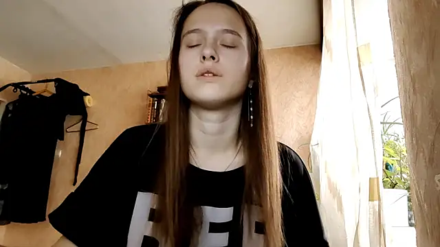 SophieHazely online show from December 1, 1:20 am