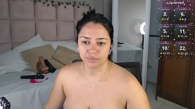 KaylaVonn online show from January 10, 4:17 am