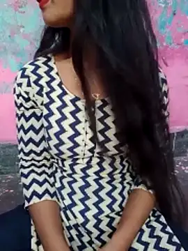 Zoyaa-Zubair online show from March 18, 10:09 am