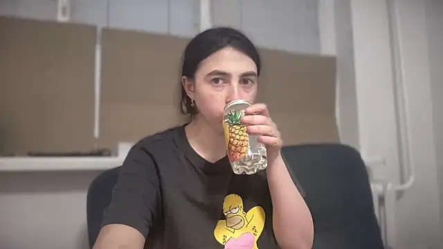 Aphr0ditee online show from April 23, 4:09 pm