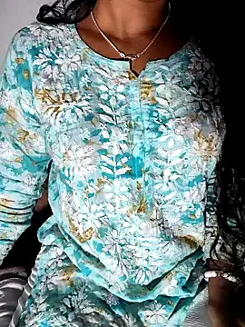 pooja199 online show from February 16, 8:30 pm