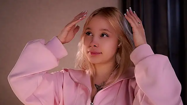 AunclreaVache online show from June 2, 4:13 am