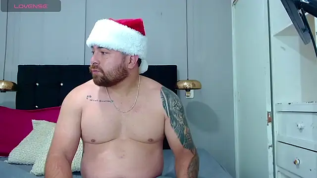 couplewithoutlimits10 online show from December 1, 11:58 am