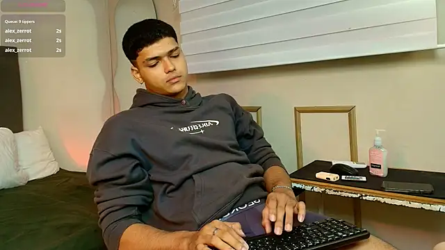 Thony Big online show from July 8, 9:39 pm
