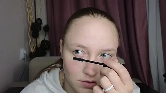 BibiStapler online show from January 17, 8:27 pm