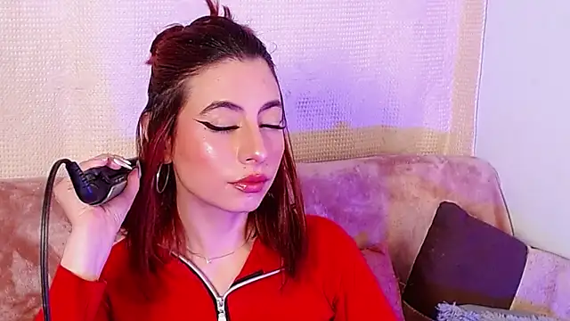 SophieDeRose online show from January 12, 5:01 am