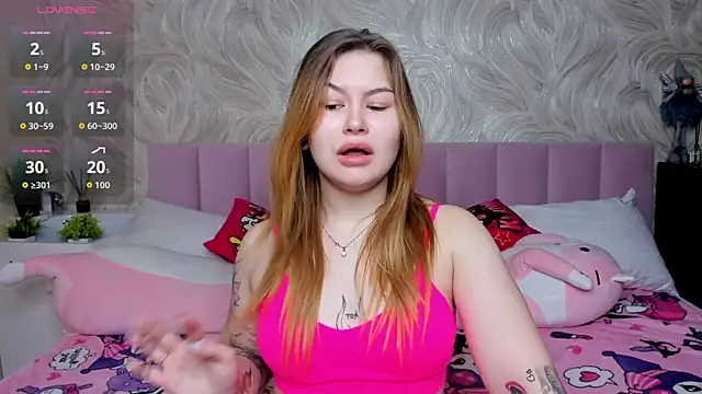 MilanaXHoney online show from December 14, 1:00 am