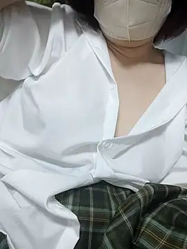 miniiceyya online show from March 4, 4:24 pm