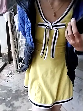 iam-eli online show from December 2, 9:55 am