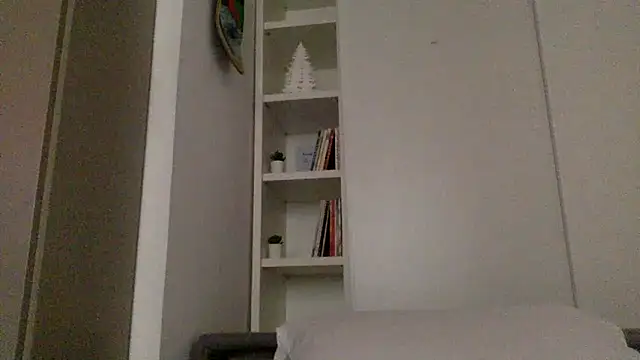 MissGlorya online show from December 19, 7:55 am