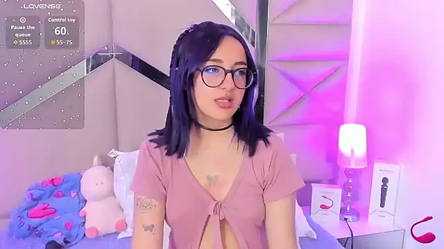 Dreammy Kitty online show from July 3, 3:01 am