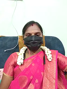 Tamil Pallavi online show from March 18, 6:02 pm