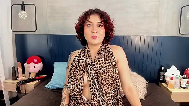 MissSavage  online show from February 23, 7:46 pm