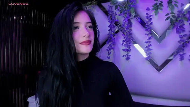 liinzy rouse69 online show from April 14, 4:23 am