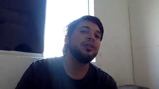 yourlatinhot online show from May 31, 10:44 pm