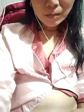 Lili-123k online show from March 5, 3:30 pm