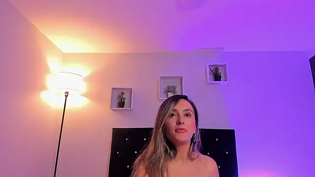 Victoria Rose  online show from March 9, 4:15 am