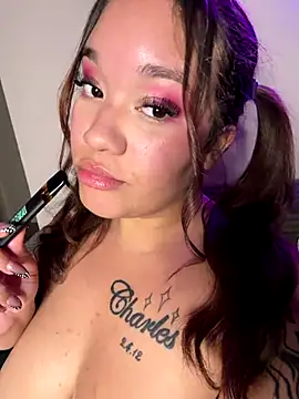 hazelbabeey16 online show from January 6, 1:20 am