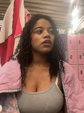 arianna roxe online show from February 28, 4:12 am