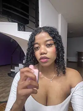 arianna roxe online show from February 1, 5:17 am