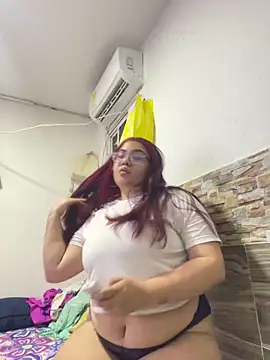 naty col online show from February 14, 9:39 pm