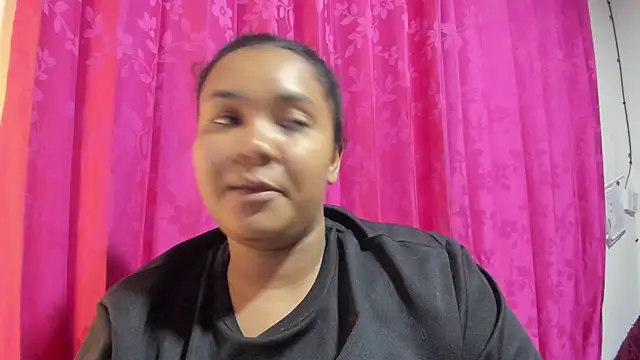 Sandoval evelyn20 online show from April 15, 11:27 pm