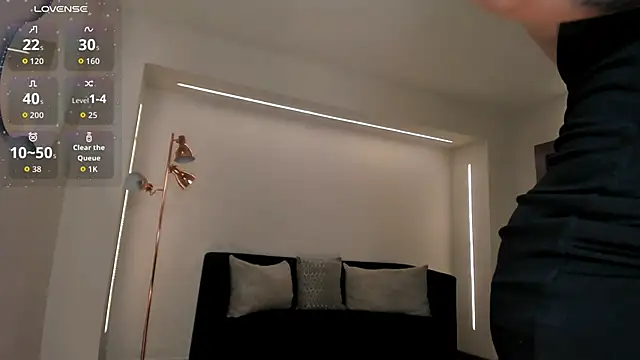 MadisonKane online show from December 22, 1:36 pm