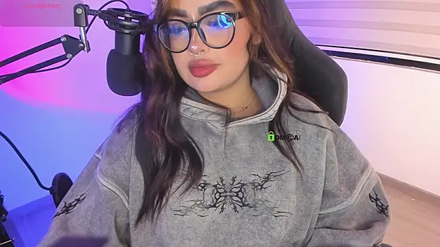 asheryn online show from February 18, 1:59 am