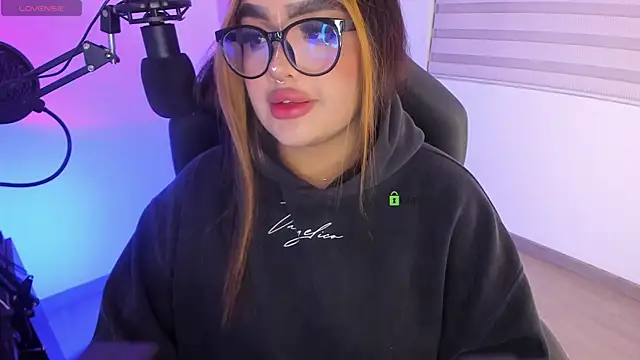 asheryn online show from April 16, 2:34 am