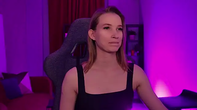 Megan Rodgers online show from March 13, 5:36 pm