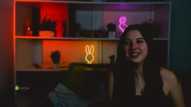 diara ti online show from December 19, 7:28 pm