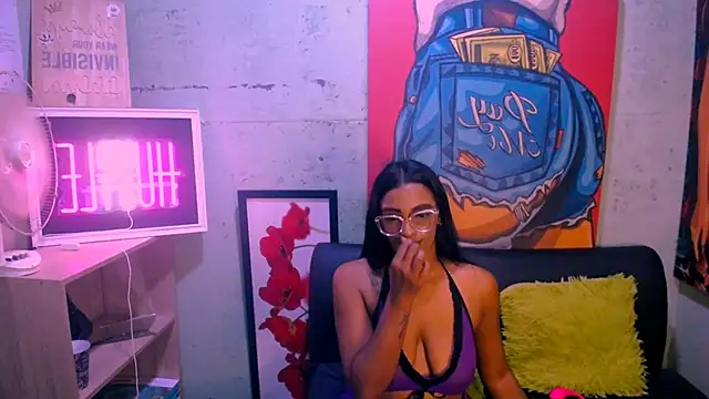 Indianzaraxxx online show from April 15, 5:57 pm