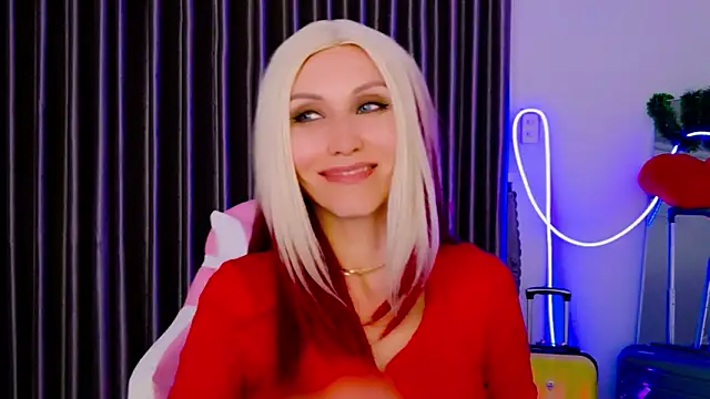 betty xoxoo online show from February 14, 11:45 am