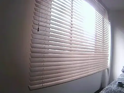 Fernanda andrew online show from February 18, 4:06 pm