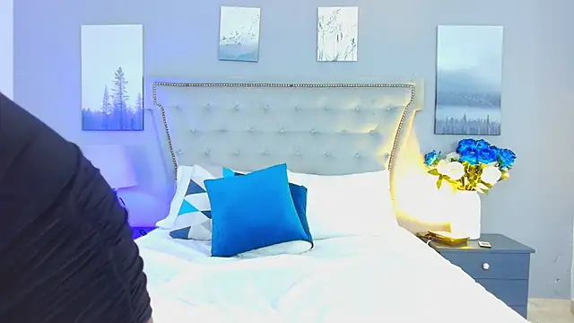 AnnieLeigt online show from January 15, 12:22 pm