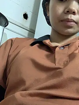 Mon babyy online show from February 25, 11:20 am