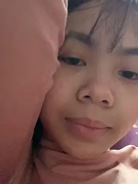 Mon babyy online show from February 14, 9:33 am