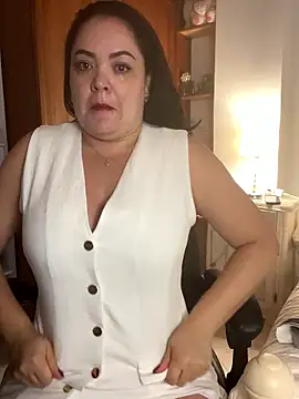 EmiHarrys online show from January 17, 10:50 pm