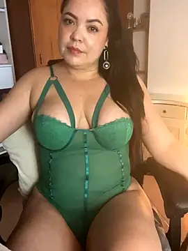 EmiHarrys online show from January 7, 10:24 pm