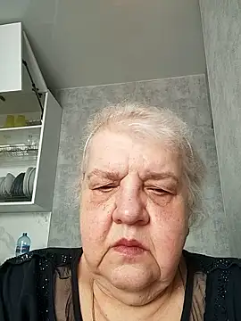 HapinessLovee online show from April 15, 8:37 am