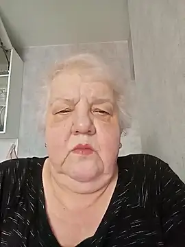 HapinessLovee online show from February 10, 12:41 pm