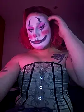 alien ate red online show from February 8, 9:50 pm