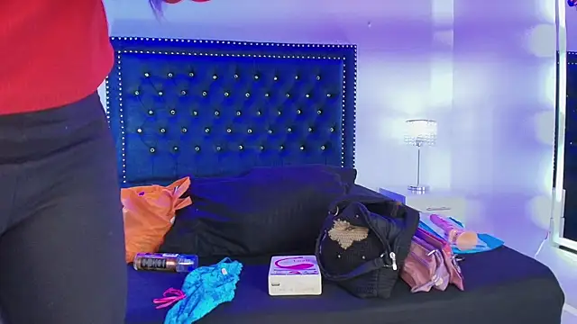 Velora nigth online show from January 6, 11:36 am