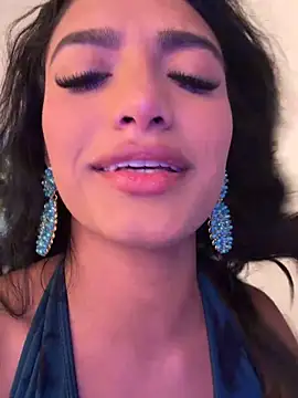 AlinaArgii online show from April 14, 2:06 pm