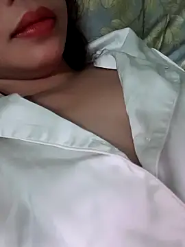 -Moon-20 online show from December 18, 1:27 pm