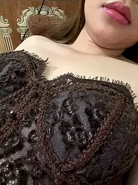 -Moon-20 online show from December 15, 3:06 pm