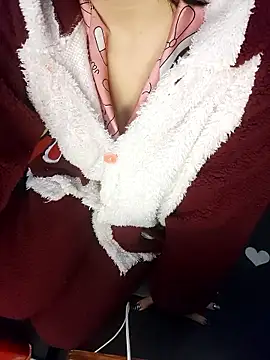 Alone nothing online show from January 15, 1:55 am