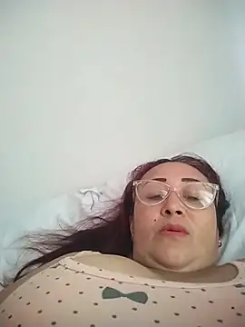 Nini Love  online show from February 22, 7:59 pm