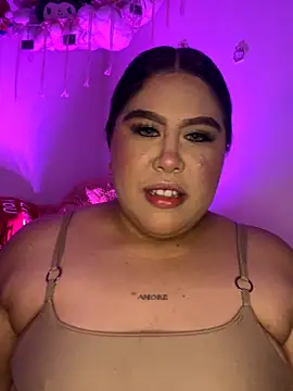 Mia Carters online show from January 8, 4:49 am