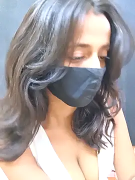 Hottie kia online show from April 14, 9:09 am